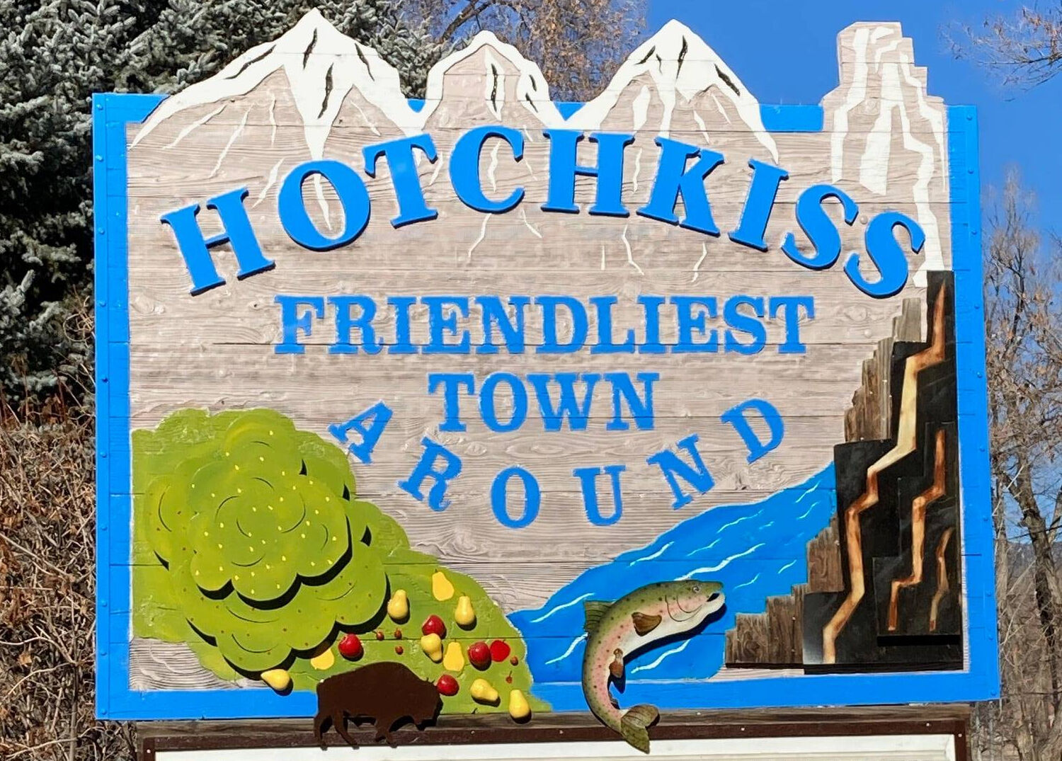 New Hotchkiss welcome sign